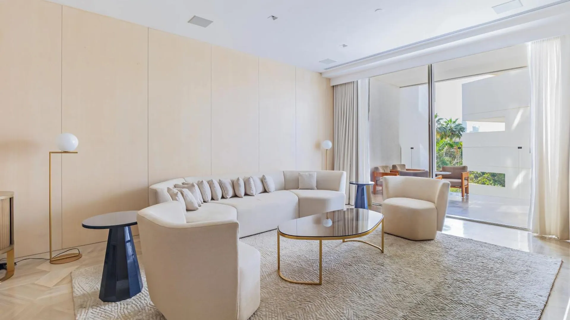 Apartment Luxury 3Bdr Apartment, Pool & Beach Access Dubai