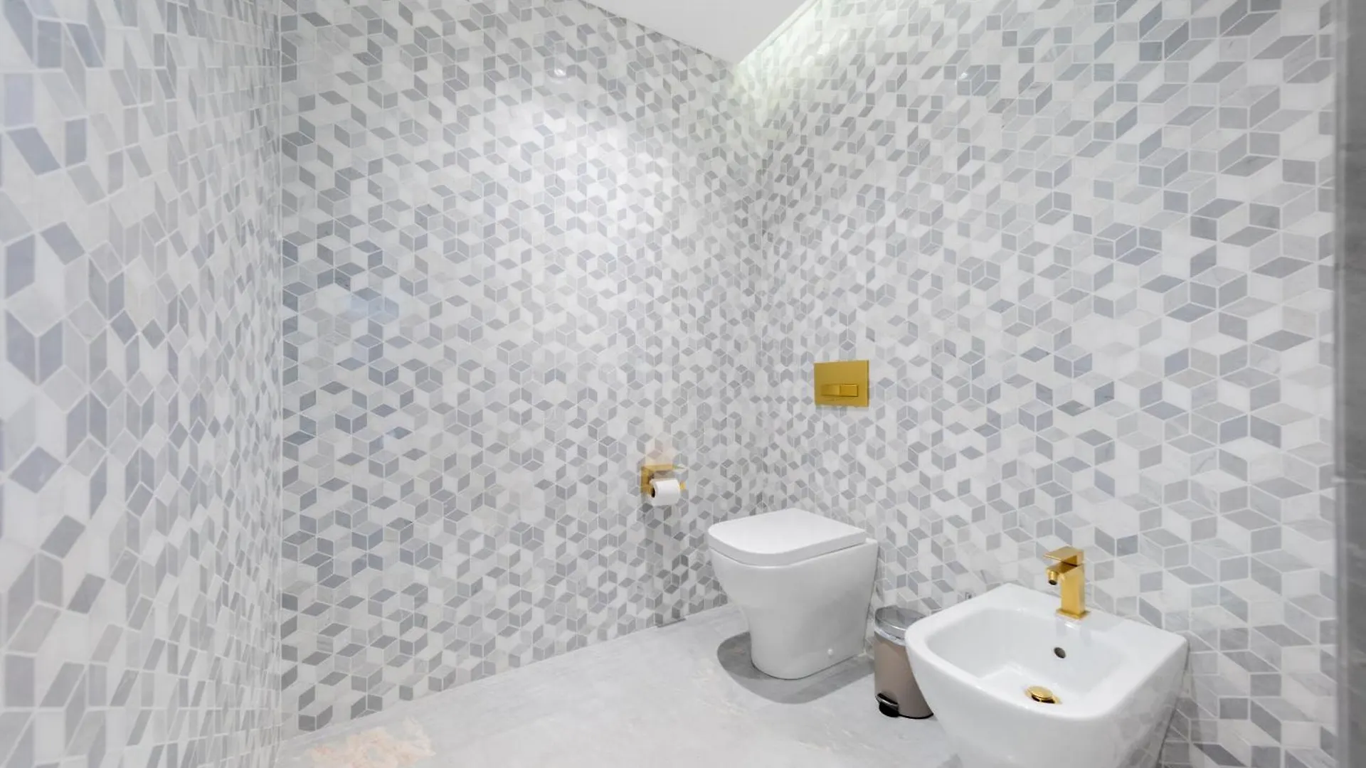 Luxury 3Bdr Apartment, Pool & Beach Access Dubai Apartment