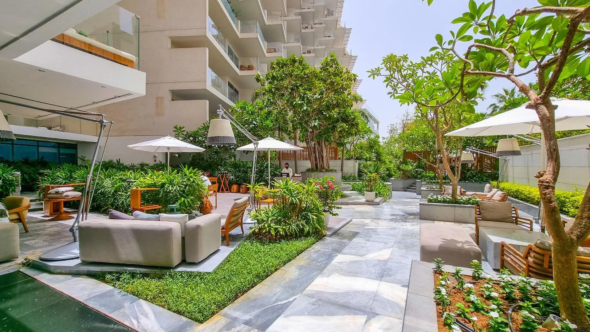 Luxury 3Bdr Apartment, Pool & Beach Access Dubai Apartment