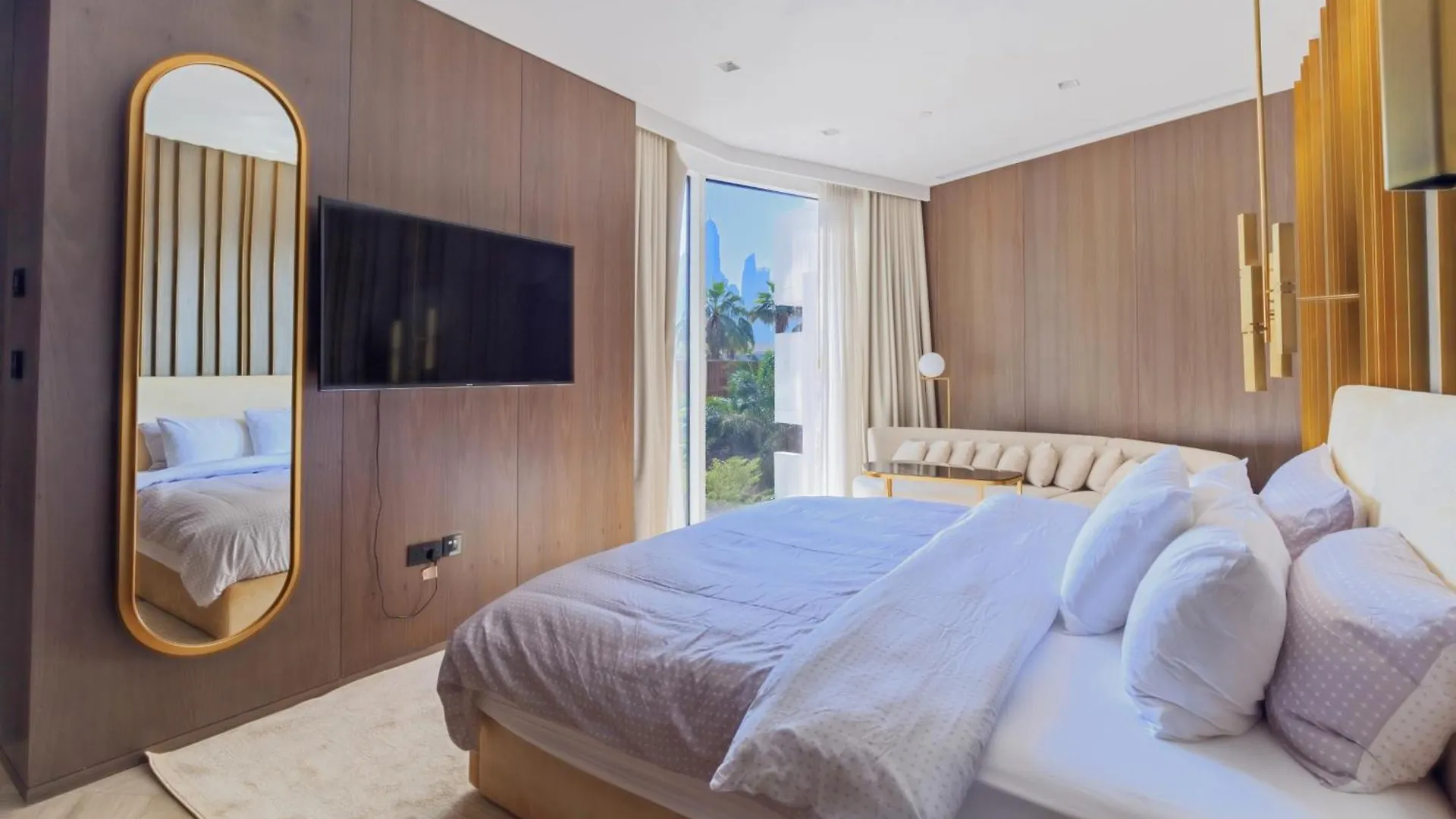 Luxury 3Bdr Apartment, Pool & Beach Access Dubai 0*,  United Arab Emirates