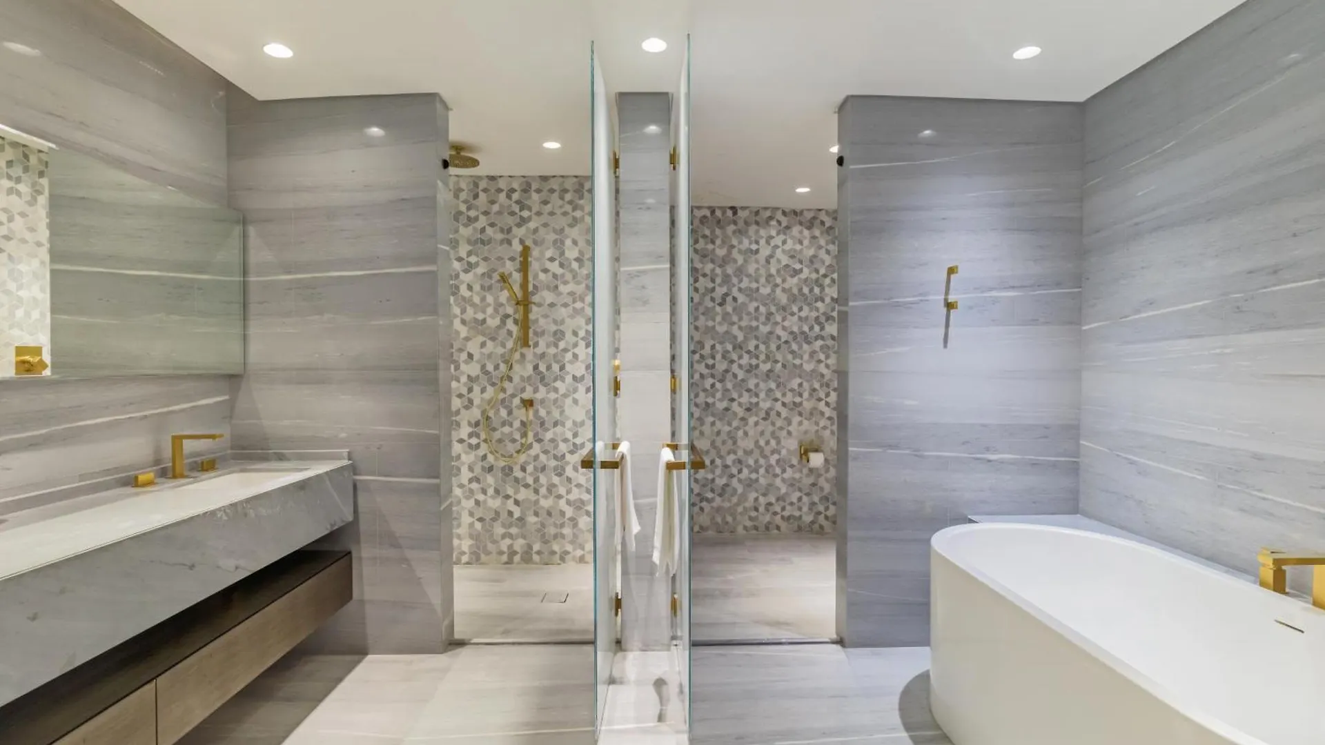 Luxury 3Bdr Apartment, Pool & Beach Access Dubai Apartment